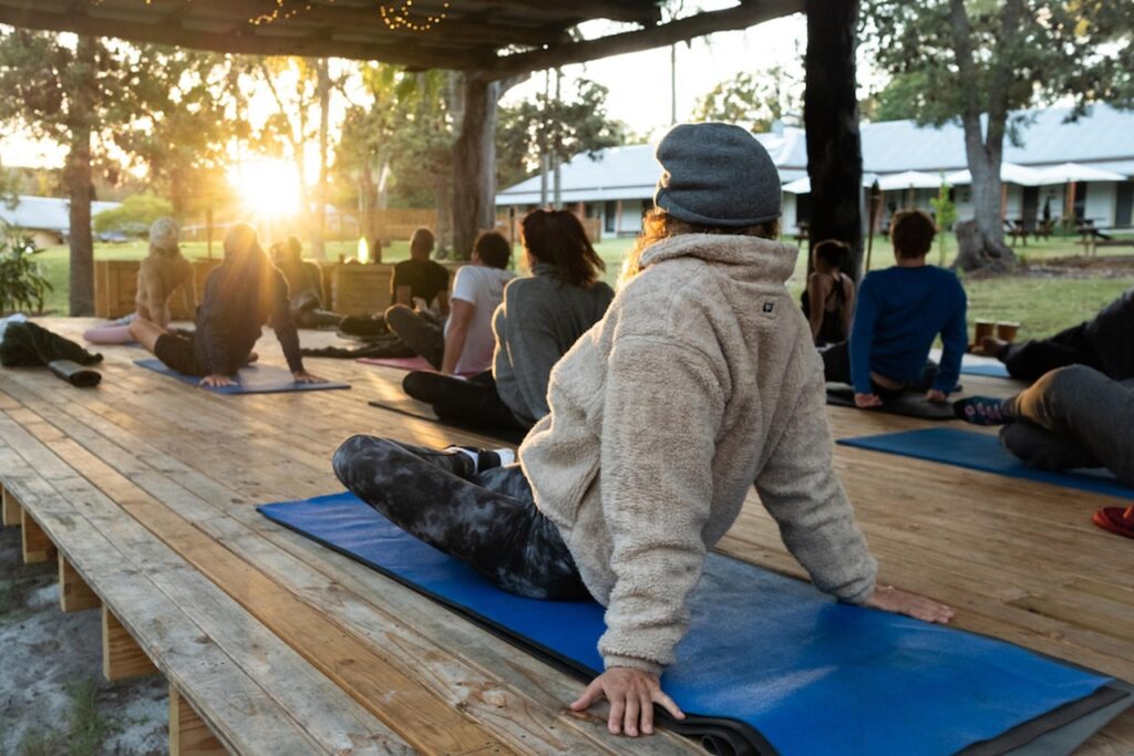 retreat, meditation, yoga, leisure, relaxation, retreat . Picture from How to Choose the Right Retreat by Drive to Retreats
