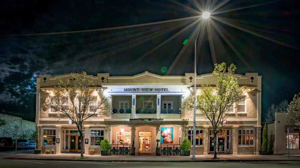 our-entrance-in-the-evening.jpg