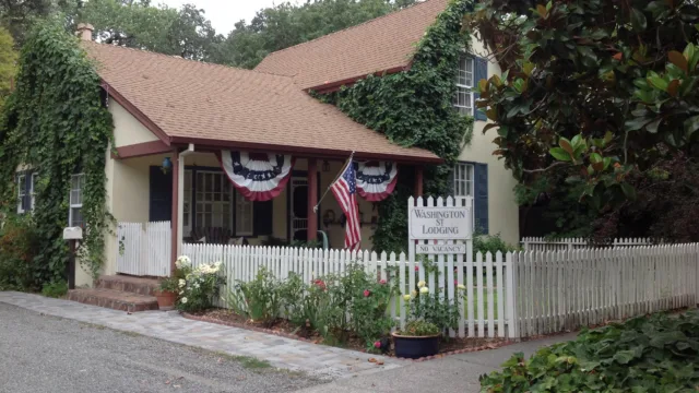 washington-street-lodging.jpg