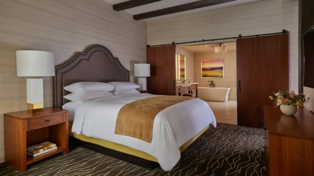 the-bedroom-of-the-vineyard