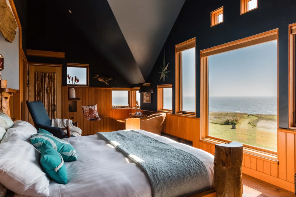 the-captains-room-in