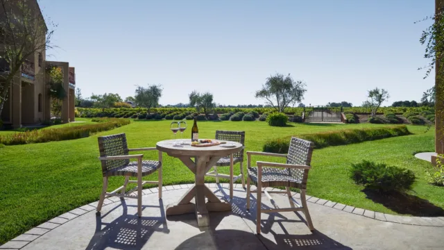 the-furnished-terrace