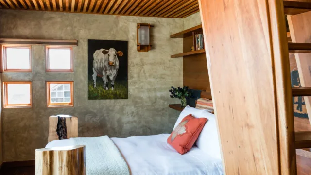 the-ranch-room-in-the